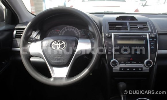 Tenga Imported Toyota Camry Chena Mota in Import - Dubai in Harare Tenga Imported Toyota Camry Chena Mota in Import - Dubai in Harare