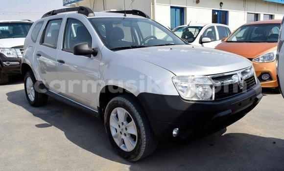 Nunua Imported Renault Duster Nyingine Gari ndani ya Import - Dubai nchini Harare