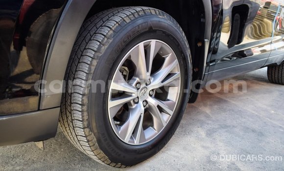 Tenga Imported Toyota Highlander Nhema Mota in Import - Dubai in Harare Tenga Imported Toyota Highlander Nhema Mota in Import - Dubai in Harare