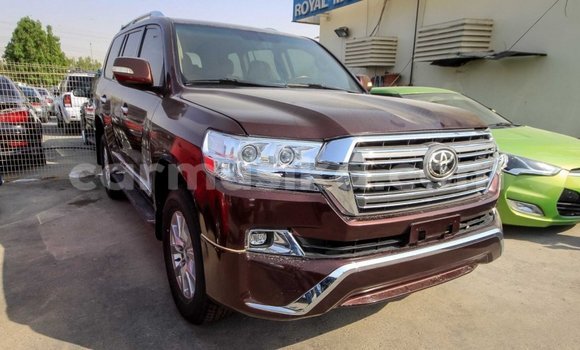 Tenga Imported Toyota Land Cruiser Bhurawuni Mota in Import - Dubai in Harare Tenga Imported Toyota Land Cruiser Bhurawuni Mota in Import - Dubai in Harare