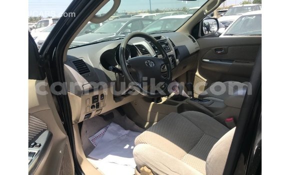 Tenga Imported Toyota Fortuner Nhema Mota in Import - Dubai in Harare Tenga Imported Toyota Fortuner Nhema Mota in Import - Dubai in Harare