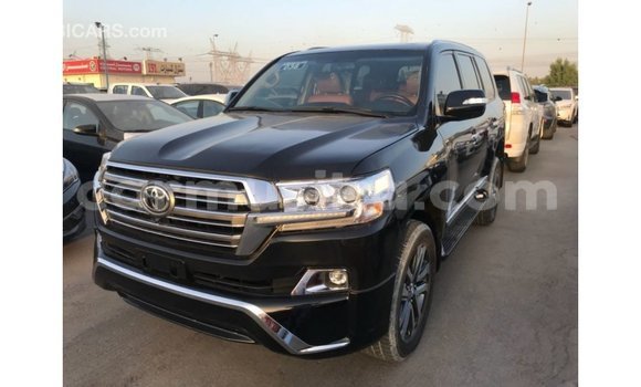 Acheter Import Voiture Toyota Land Cruiser Noir à Import - Dubai, Harare Acheter Import Voiture Toyota Land Cruiser Noir à Import - Dubai, Harare