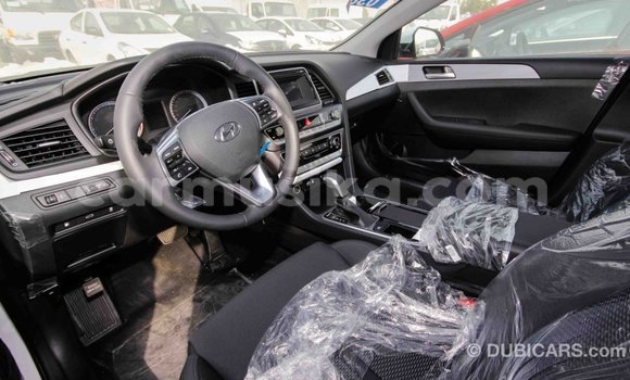 Tenga Imported Hyundai Sonata Chena Mota in Import - Dubai in Harare Tenga Imported Hyundai Sonata Chena Mota in Import - Dubai in Harare