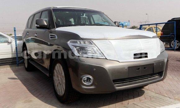Tenga Imported Nissan Patrol Bhurawuni Mota in Import - Dubai in Harare Tenga Imported Nissan Patrol Bhurawuni Mota in Import - Dubai in Harare