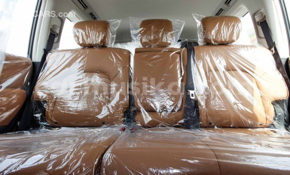 Tenga Imported Nissan Patrol Bhurawuni Mota in Import - Dubai in Harare Tenga Imported Nissan Patrol Bhurawuni Mota in Import - Dubai in Harare