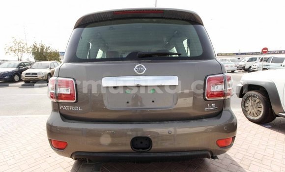 Tenga Imported Nissan Patrol Bhurawuni Mota in Import - Dubai in Harare Tenga Imported Nissan Patrol Bhurawuni Mota in Import - Dubai in Harare