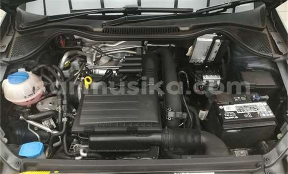 Tenga Tsaru Volkswagen Polo Bhuruu Mota in Beitbridge in Matabeleland South Tenga Tsaru Volkswagen Polo Bhuruu Mota in Beitbridge in Matabeleland South