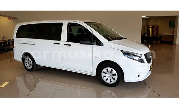 Tenga Tsaru Mercedes‒Benz Vito Chena Mota in Harare in Harare Tenga Tsaru Mercedes‒Benz Vito Chena Mota in Harare in Harare