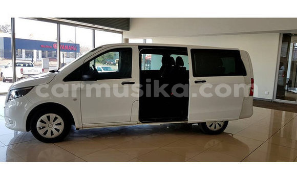 Tenga Tsaru Mercedes‒Benz Vito Chena Mota in Harare in Harare Tenga Tsaru Mercedes‒Benz Vito Chena Mota in Harare in Harare