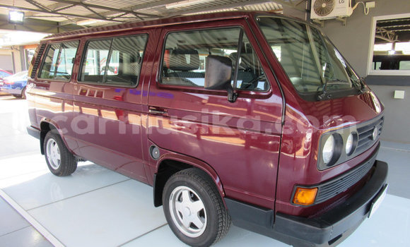 Tenga Tsaru Volkswagen Caravelle Zvimwe Mota in Beitbridge in Matabeleland South Tenga Tsaru Volkswagen Caravelle Zvimwe Mota in Beitbridge in Matabeleland South