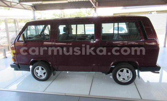 Tenga Tsaru Volkswagen Caravelle Zvimwe Mota in Beitbridge in Matabeleland South Tenga Tsaru Volkswagen Caravelle Zvimwe Mota in Beitbridge in Matabeleland South