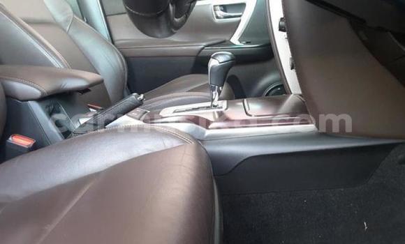 Nunua Ilio tumika Toyota Fortuner Fedha Gari ndani ya Beitbridge nchini Matabeleland Kusini Nunua Ilio tumika Toyota Fortuner Fedha Gari ndani ya Beitbridge nchini Matabeleland Kusini