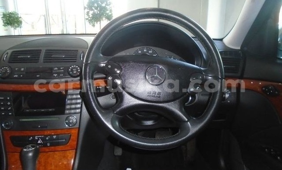 Tenga Tsaru Mercedes‒Benz E–Class Sirivha Mota in Beitbridge in Matabeleland South Tenga Tsaru Mercedes‒Benz E–Class Sirivha Mota in Beitbridge in Matabeleland South