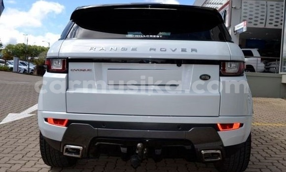 Tenga Tsaru Land Rover Range Rover Evoque Chena Mota in Harare in Harare Tenga Tsaru Land Rover Range Rover Evoque Chena Mota in Harare in Harare