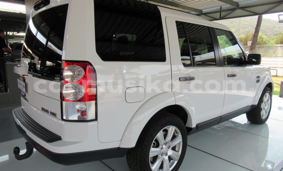 Acheter Occasion Voiture Land Rover Discovery Blanc à Harare, Harare Acheter Occasion Voiture Land Rover Discovery Blanc à Harare, Harare