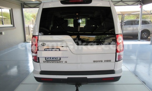 Acheter Occasion Voiture Land Rover Discovery Blanc à Harare, Harare Acheter Occasion Voiture Land Rover Discovery Blanc à Harare, Harare