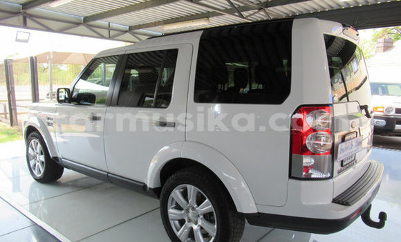 Acheter Occasion Voiture Land Rover Discovery Blanc à Harare, Harare Acheter Occasion Voiture Land Rover Discovery Blanc à Harare, Harare