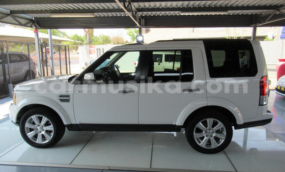 Acheter Occasion Voiture Land Rover Discovery Blanc à Harare, Harare Acheter Occasion Voiture Land Rover Discovery Blanc à Harare, Harare
