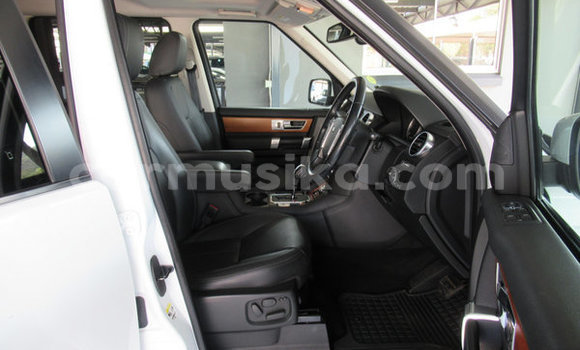 Acheter Occasion Voiture Land Rover Discovery Blanc à Harare, Harare Acheter Occasion Voiture Land Rover Discovery Blanc à Harare, Harare