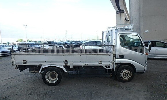 Acheter Occasion Voiture Toyota Dyna Gris à Beitbridge, Matabeleland South Acheter Occasion Voiture Toyota Dyna Gris à Beitbridge, Matabeleland South
