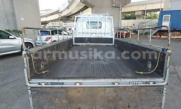 Acheter Occasion Voiture Toyota Dyna Gris à Beitbridge, Matabeleland South Acheter Occasion Voiture Toyota Dyna Gris à Beitbridge, Matabeleland South