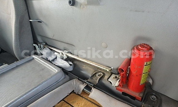 Acheter Occasion Voiture Toyota Dyna Gris à Beitbridge, Matabeleland South Acheter Occasion Voiture Toyota Dyna Gris à Beitbridge, Matabeleland South