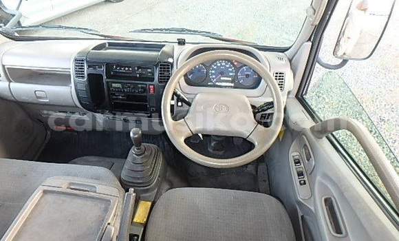 Acheter Occasion Voiture Toyota Dyna Gris à Beitbridge, Matabeleland South Acheter Occasion Voiture Toyota Dyna Gris à Beitbridge, Matabeleland South