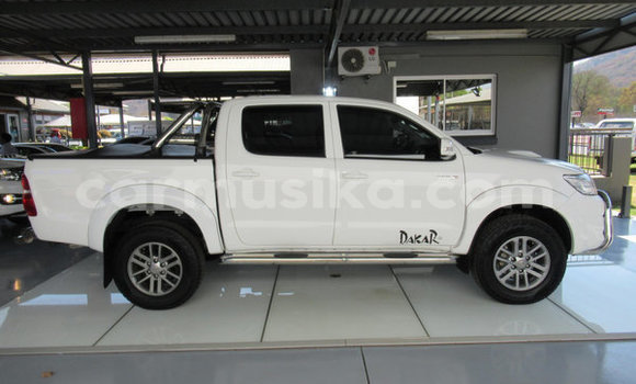 Acheter Occasion Voiture Toyota Hilux Blanc à Harare, Harare Acheter Occasion Voiture Toyota Hilux Blanc à Harare, Harare