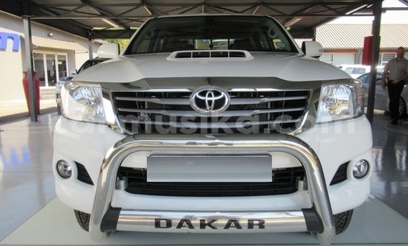 Acheter Occasion Voiture Toyota Hilux Blanc à Harare, Harare Acheter Occasion Voiture Toyota Hilux Blanc à Harare, Harare
