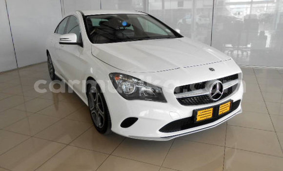 Acheter Occasion Voiture Mercedes‒Benz C–Class Blanc à Harare, Harare Acheter Occasion Voiture Mercedes‒Benz C–Class Blanc à Harare, Harare