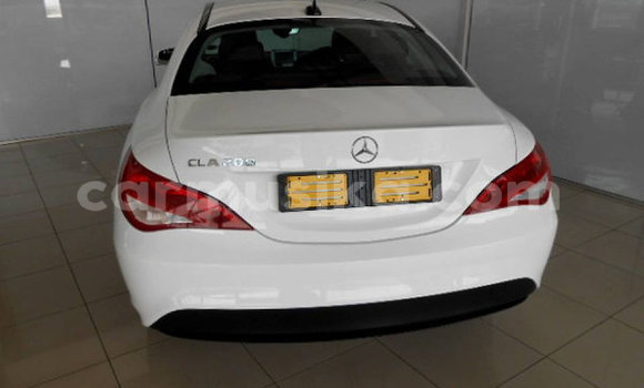 Acheter Occasion Voiture Mercedes‒Benz C–Class Blanc à Harare, Harare Acheter Occasion Voiture Mercedes‒Benz C–Class Blanc à Harare, Harare