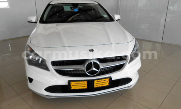 Acheter Occasion Voiture Mercedes‒Benz C–Class Blanc à Harare, Harare Acheter Occasion Voiture Mercedes‒Benz C–Class Blanc à Harare, Harare