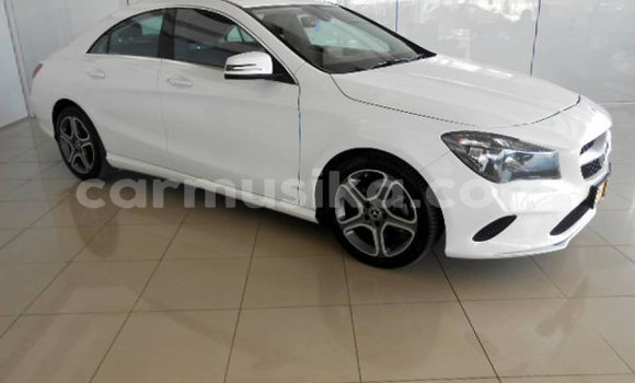 Acheter Occasion Voiture Mercedes‒Benz C–Class Blanc à Harare, Harare Acheter Occasion Voiture Mercedes‒Benz C–Class Blanc à Harare, Harare