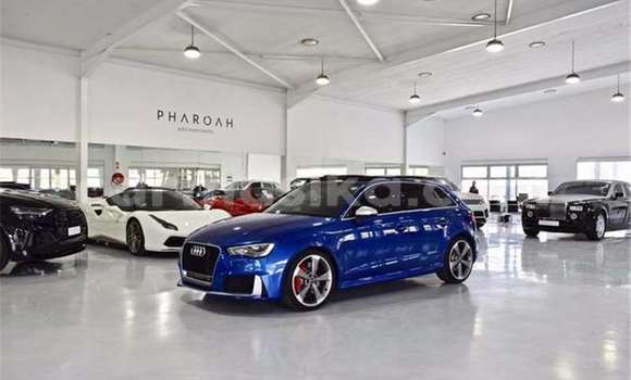 Nunua Ilio tumika Audi RS3 Bluu Gari ndani ya Beitbridge nchini Matabeleland Kusini Nunua Ilio tumika Audi RS3 Bluu Gari ndani ya Beitbridge nchini Matabeleland Kusini