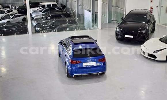 Nunua Ilio tumika Audi RS3 Bluu Gari ndani ya Beitbridge nchini Matabeleland Kusini Nunua Ilio tumika Audi RS3 Bluu Gari ndani ya Beitbridge nchini Matabeleland Kusini