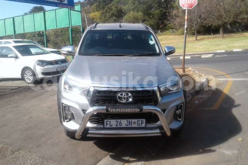 Big with watermark toyota hilux matabeleland south beitbridge 8510