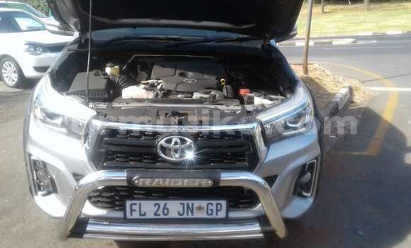 Buy Used Toyota Hilux Silver Car in Beitbridge in Matabeleland South Buy Used Toyota Hilux Silver Car in Beitbridge in Matabeleland South