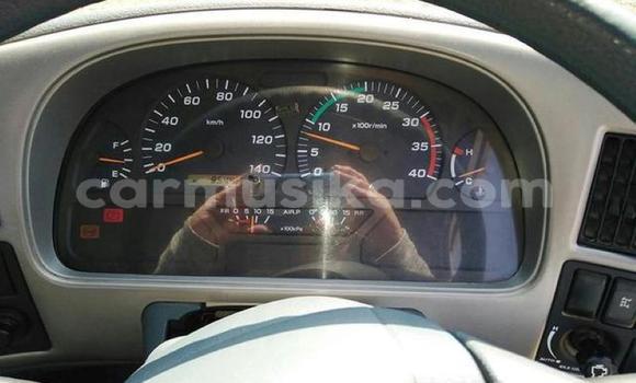 Acheter Occasion Voiture Nissan Urvan Blanc à Beitbridge, Matabeleland South Acheter Occasion Voiture Nissan Urvan Blanc à Beitbridge, Matabeleland South