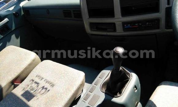 Acheter Occasion Voiture Nissan Urvan Blanc à Beitbridge, Matabeleland South Acheter Occasion Voiture Nissan Urvan Blanc à Beitbridge, Matabeleland South