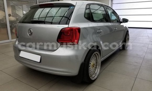 Acheter Occasion Voiture Volkswagen Polo Gris à Beitbridge, Matabeleland South Acheter Occasion Voiture Volkswagen Polo Gris à Beitbridge, Matabeleland South