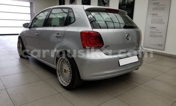 Acheter Occasion Voiture Volkswagen Polo Gris à Beitbridge, Matabeleland South Acheter Occasion Voiture Volkswagen Polo Gris à Beitbridge, Matabeleland South