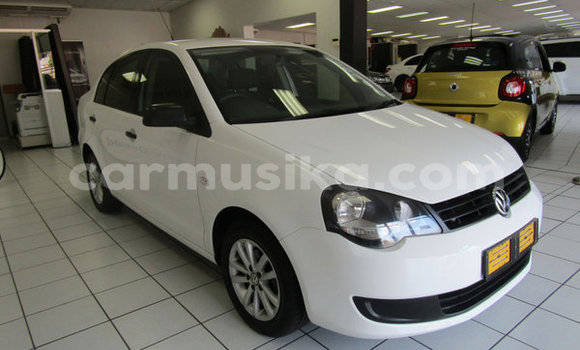 Acheter Occasion Voiture Volkswagen Polo Blanc à Harare, Harare Acheter Occasion Voiture Volkswagen Polo Blanc à Harare, Harare