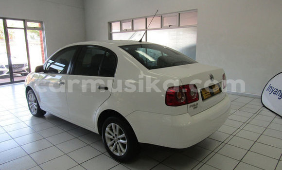 Acheter Occasion Voiture Volkswagen Polo Blanc à Harare, Harare Acheter Occasion Voiture Volkswagen Polo Blanc à Harare, Harare