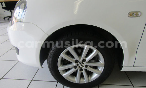 Acheter Occasion Voiture Volkswagen Polo Blanc à Harare, Harare Acheter Occasion Voiture Volkswagen Polo Blanc à Harare, Harare