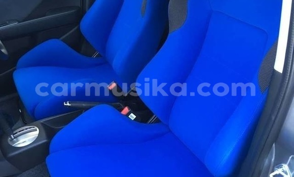 Buy Used Honda Fit Silver Car in Beitbridge in Matabeleland South Buy Used Honda Fit Silver Car in Beitbridge in Matabeleland South