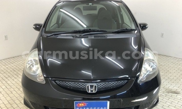 Buy Used Honda Fit Black Car in Beitbridge in Matabeleland South Buy Used Honda Fit Black Car in Beitbridge in Matabeleland South