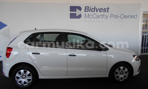 Tenga Imported Volkswagen Polo Chena Mota in Beitbridge in Matabeleland South Tenga Imported Volkswagen Polo Chena Mota in Beitbridge in Matabeleland South