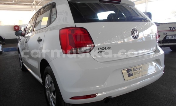 Tenga Imported Volkswagen Polo Chena Mota in Beitbridge in Matabeleland South Tenga Imported Volkswagen Polo Chena Mota in Beitbridge in Matabeleland South