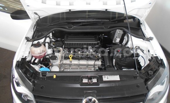 Tenga Imported Volkswagen Polo Chena Mota in Beitbridge in Matabeleland South Tenga Imported Volkswagen Polo Chena Mota in Beitbridge in Matabeleland South