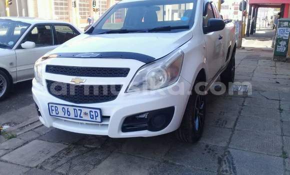 Acheter Occasion Voiture Chevrolet Corsa Blanc à Beitbridge, Matabeleland South Acheter Occasion Voiture Chevrolet Corsa Blanc à Beitbridge, Matabeleland South